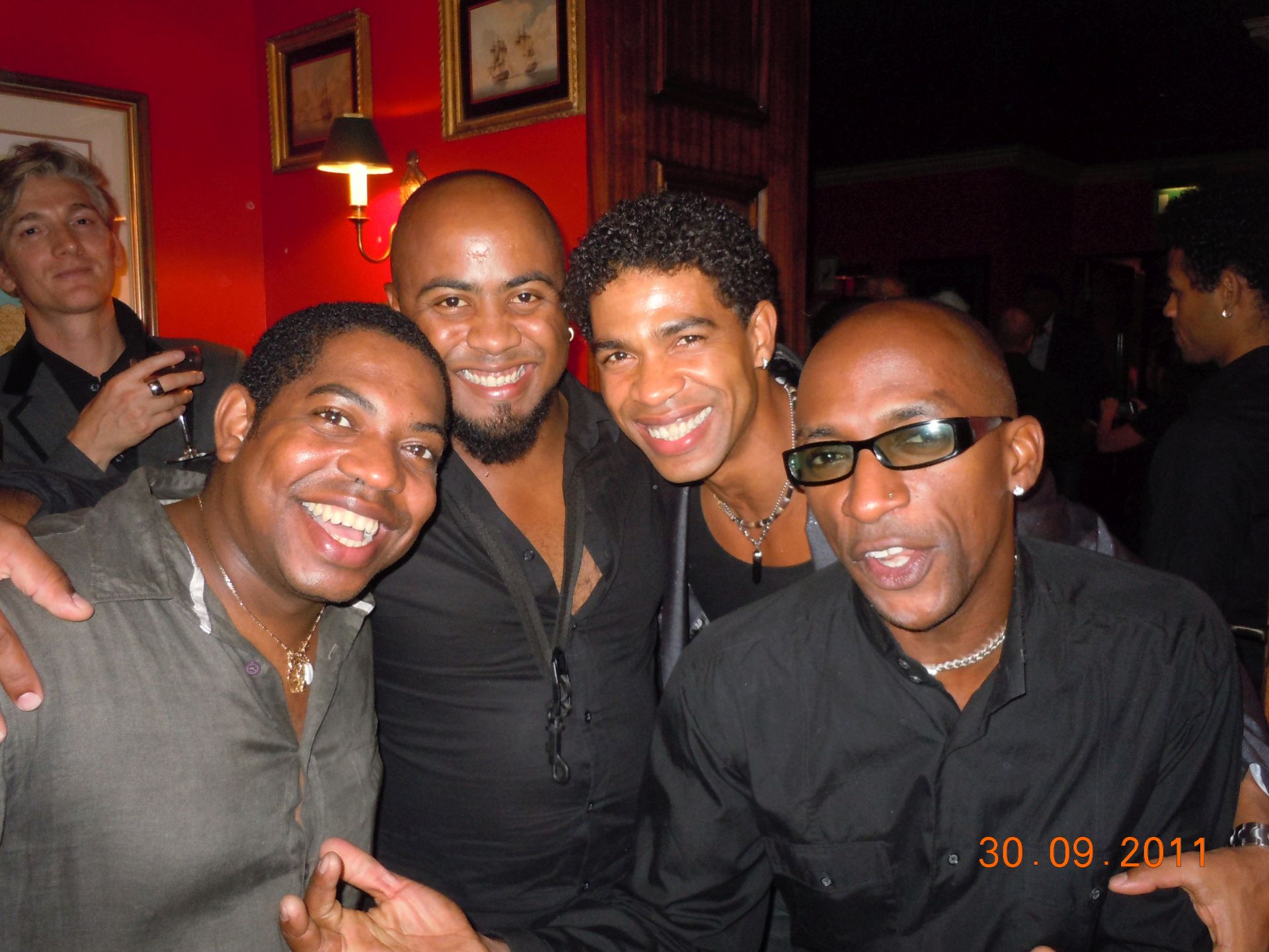 Carlos Miyares_with Carlos Acosta.JPG